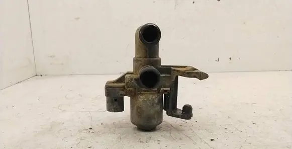 BMW 3 E36 Coolant heater control valve 8375443 1147412138