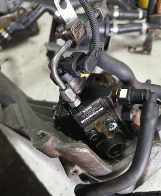 Alfa Romeo 159 Fuel injection high pressure pump 0445010166