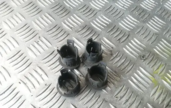 Volvo XC90 Rear parking sensor holder (PDC) 08662534 08662535 08662536