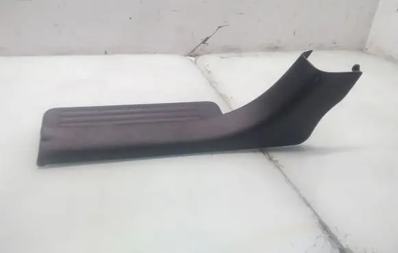 Opel Frontera B Rear sill trim cover