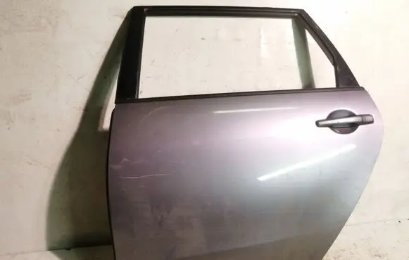 Mitsubishi Grandis Rear door