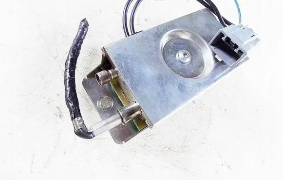 Jaguar S-Type Sound amplifier XR8F18K891BD
