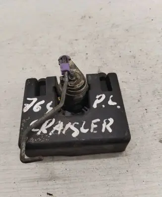 Chrysler PT Cruiser Front door lock 04724910A