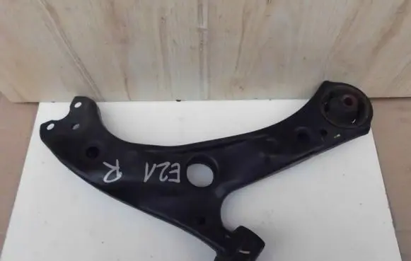Toyota Corolla E210 E21 Rear control arm 65566556