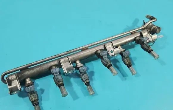 Volkswagen Phaeton Fuel injector 0280157012 IMPRK1474459