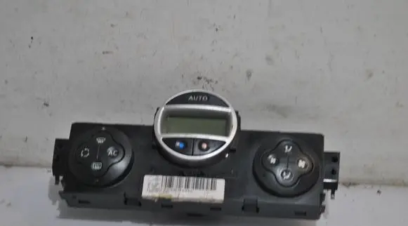 Renault Megane II Climate control unit 8200413906 69340061