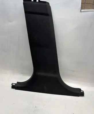 (B) pillar trim (bottom)