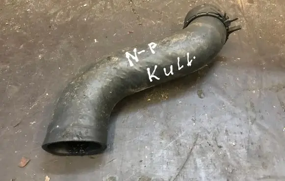 Nissan Patrol Y61 Intercooler hose/pipe