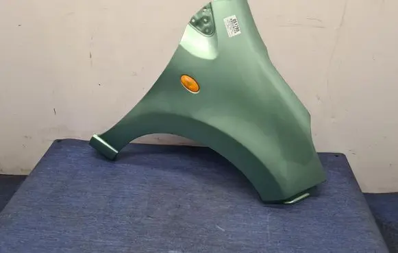 Suzuki Alto Fender