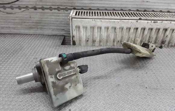 Ford Galaxy Master brake cylinder 03350885551