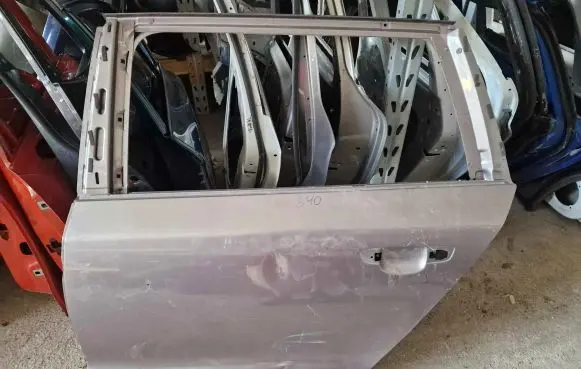 Skoda Superb B6 (3T) Rear door 3T9833333