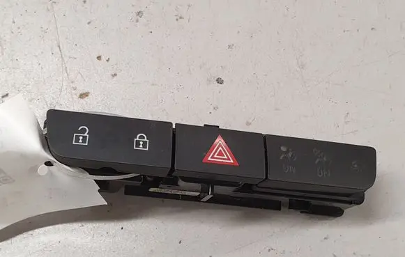 Opel Insignia A Hazard light switch 13324594