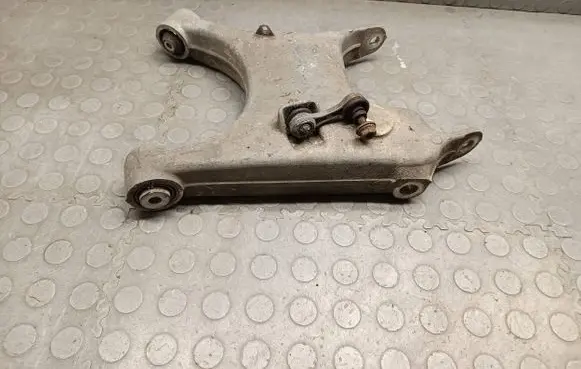 BMW 5 E39 Rear upper control arm/wishbone 1091486