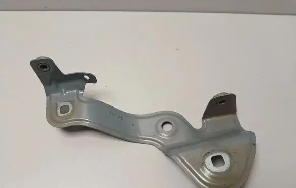 BMW i4 Fender mounting bracket 7486805