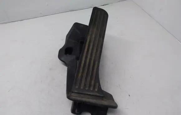 Volkswagen Tiguan Accelerator throttle pedal 1K2723503K 6PV00889011