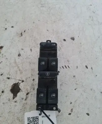 Volkswagen Golf IV Electric window control switch 1J4959857B