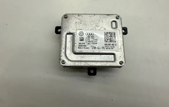 Skoda Octavia Mk3 (5E) Headlight ballast module Xenon 4G0907697D
