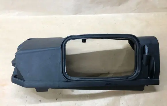 BMW 1 E81 E87 Air filter box cover 