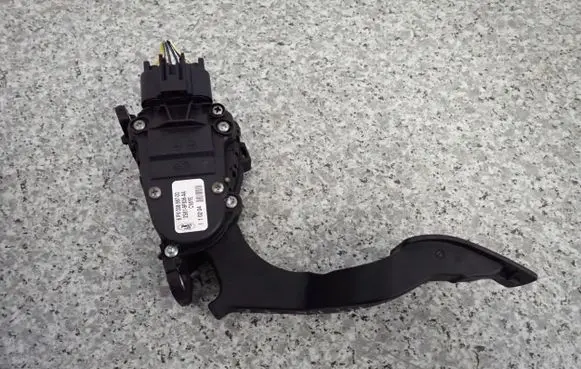 Mazda 2 Pedal assembly 