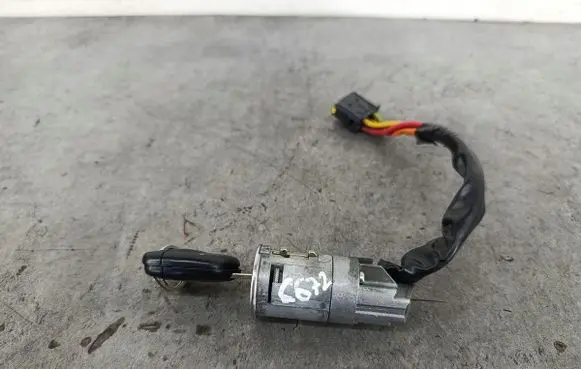 Renault Clio II Ignition lock