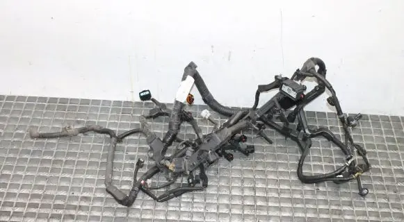 Honda CR-V Engine installation wiring loom 32110RFWE004
