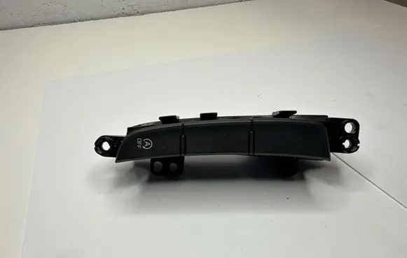 Hyundai Kona I Other switches/knobs/shifts 93300J9AA0