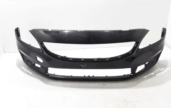 Volvo V60 Front bumper 31323831
