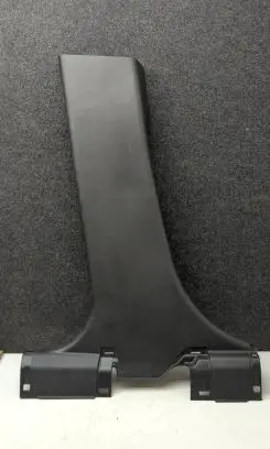 Mitsubishi Outlander (B) pillar trim (bottom) 7211A395