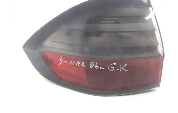 Ford S-MAX Rear/tail lights