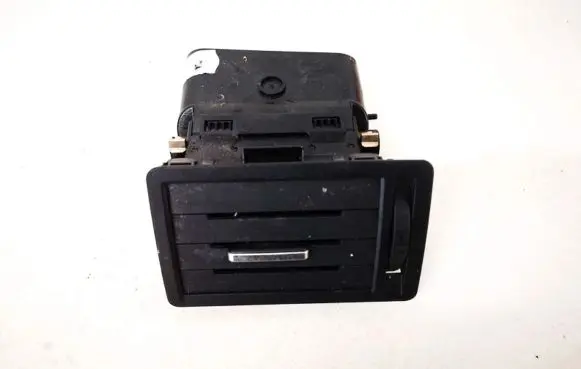 Ford Focus C-MAX Dash center air vent grill 4793002 4793-002