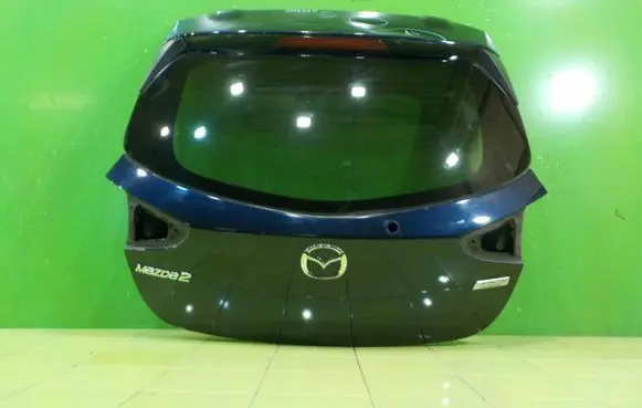 Mazda 2 Tailgate/trunk/boot lid XP64