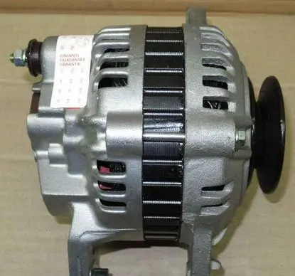 Toyota Avensis T220 Generator/alternator 226127652-I