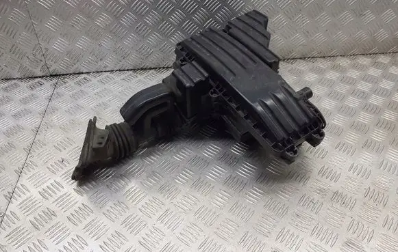 Honda Jazz Air filter box 78100-SAA-G300
