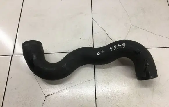 Citroen C5 Intercooler hose/pipe