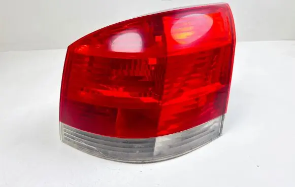 Opel Signum Rear/tail lights 13159862 E1F00B02 S1021358
