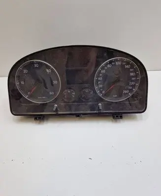 Volkswagen Touran I Speedometer (instrument cluster) V3350110 VWZ7Z0C8803398
