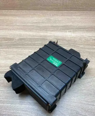 Audi 80 90 B3 Engine control unit/module ECU 811906264 0280800104