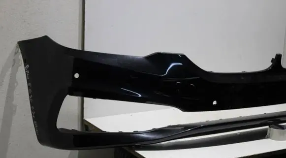 BMW 5 G30 G31 Front bumper 7385336 72758411