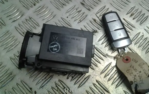 Volkswagen PASSAT B6 Ignition lock 3C0905843