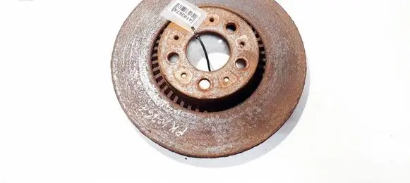 Volvo XC70 Front brake disc ventiliuojamas