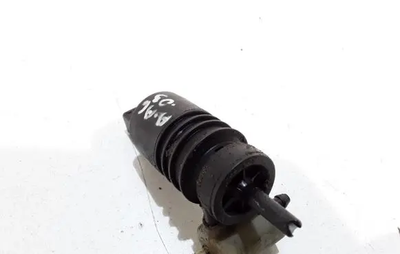 Audi A6 S6 C5 4B Windscreen/windshield washer pump