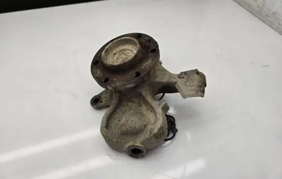 Volkswagen Crafter Front wheel hub A906332 2305