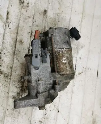 Toyota Auris 150 Starter motor 2810033080 4280002730