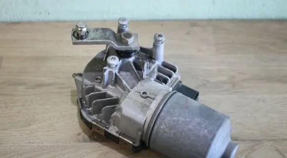 Volvo V50 Wiper motor 1397220522