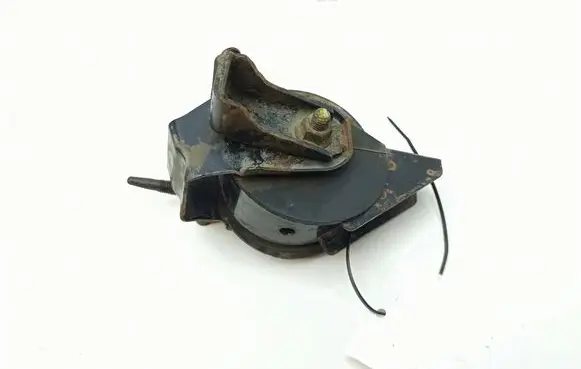 Opel Agila A Engine mount bracket