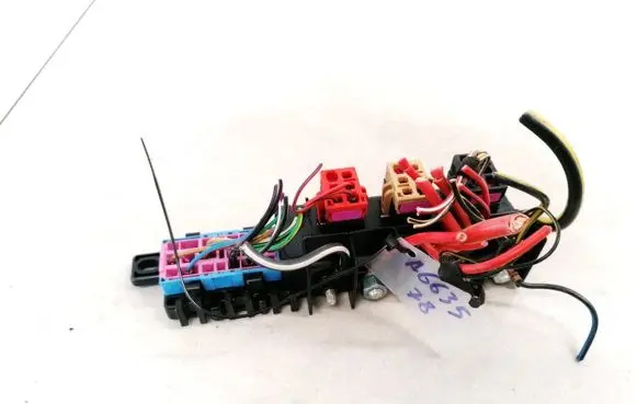 Audi A4 S4 B5 8D Fuse box set 8L0941822A 896083000