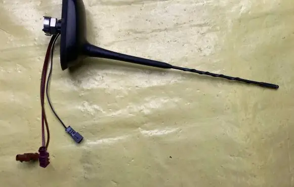 Mercedes-Benz B W245 Aerial GPS antenna A1698202775