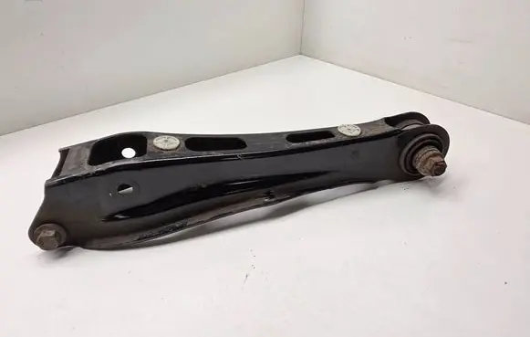 BMW X3 G01 Rear control arm 6871508 6871507