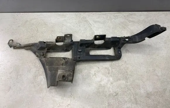 BMW 3 E46 Rear bumper mounting bracket 7065482