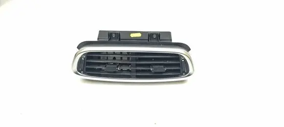 Fiat 500X Dash center air vent grill 735572564 C819